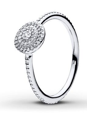 Pandora radiant elegance ring